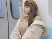 تايوان جميلة الثدي Lele مترو الانفاق تحفيز الجنس